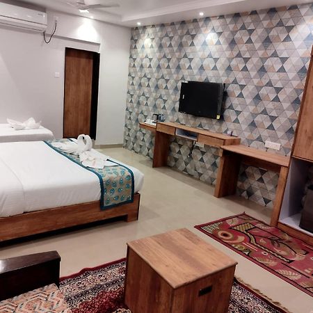 Boshan Hotels Mapusa Dış mekan fotoğraf