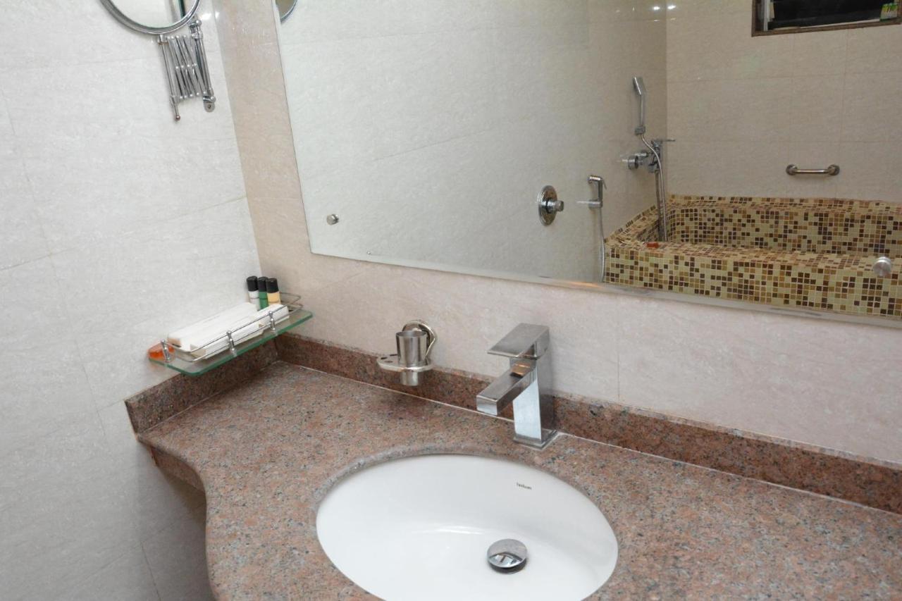 Boshan Hotels Mapusa Dış mekan fotoğraf