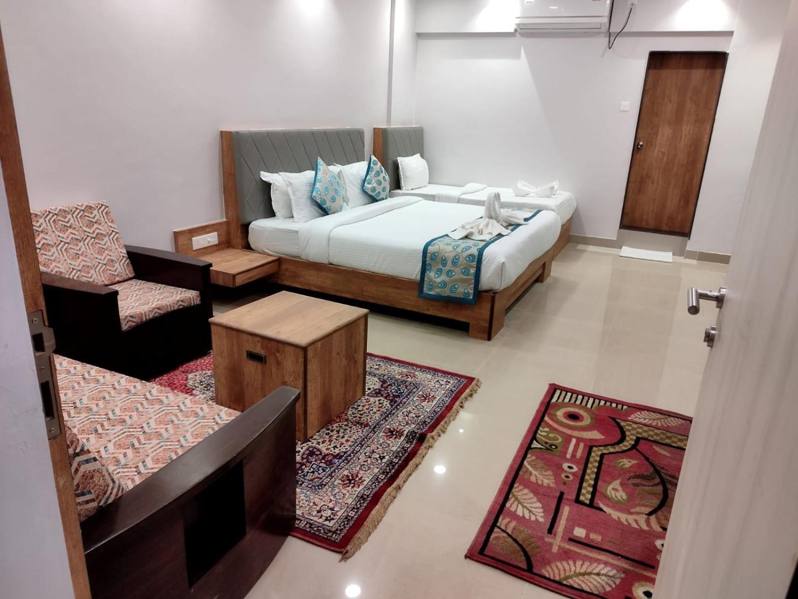 Boshan Hotels Mapusa Oda fotoğraf